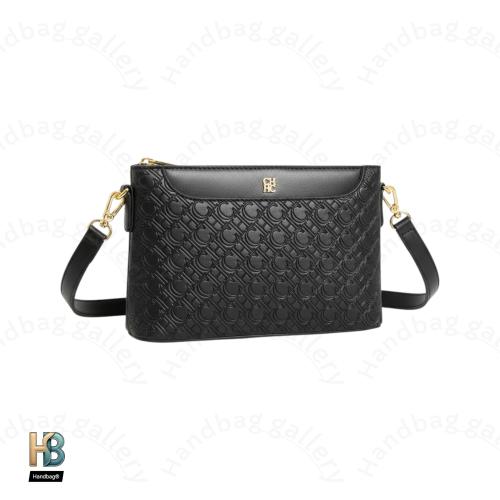 شنطة كارولينا هيريرا بلاك ميني