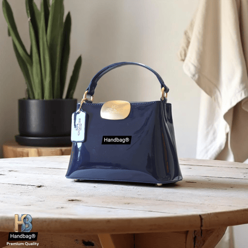 شنطة كوتش Aurora Mini كحلي لماع