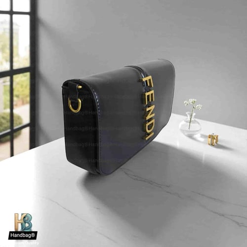 حقيبة فيندي وسط كروس وكتف 3