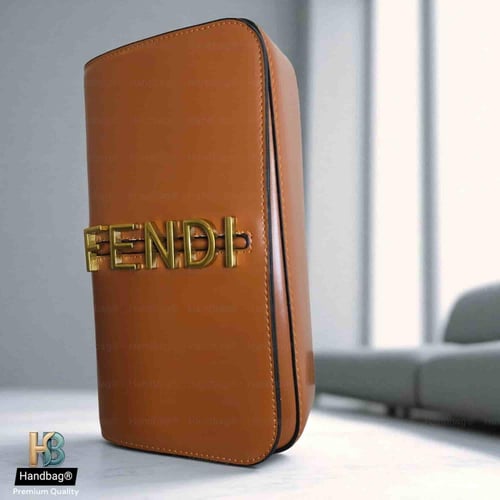 حقيبة فيندي وسط كروس وكتف 2