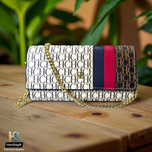 شنطة كلتش كارولينا هيريرا a31