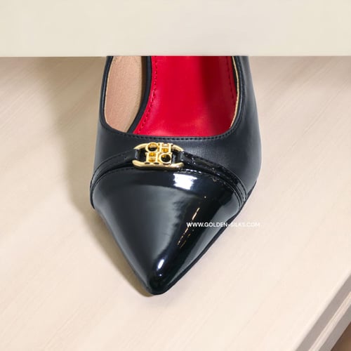 كعب كارولينا هيريرا أسود لماع ومطفي مقاس 39