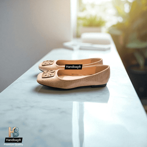 حذاء توري بورش بني مقاس 39