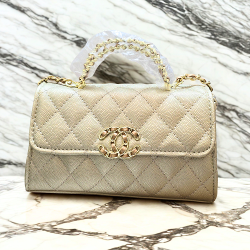 شنطة جلد bright gold