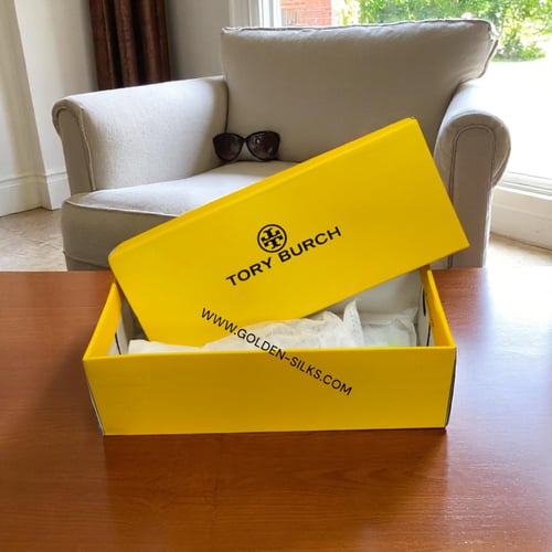 حذاء توري بورش بني مقاس 39