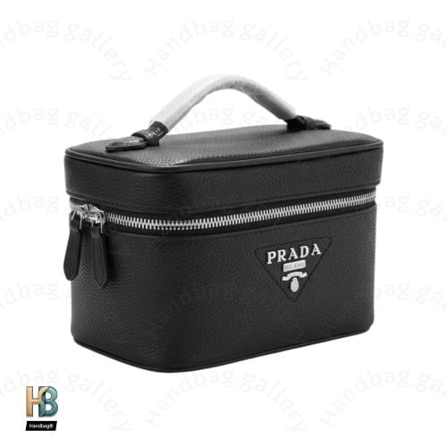 حقيبة برادا جلد ميني فضي