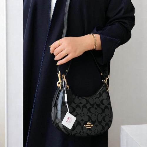 كوتش Kleo Hobo In Signature Canvas 2