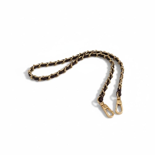 شنطة جلد عنابي شانيل سيكوير