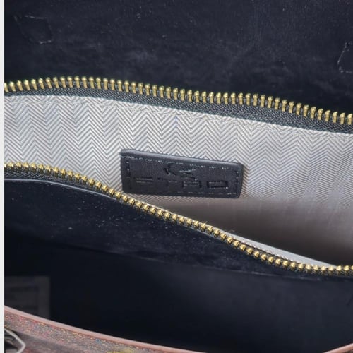 شنطة ايترو - راقية - كبير - لوقو علاق اسود