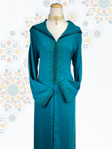 جلابية لِيّا