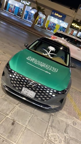علم السعودية على الكبوت مع المرايات (لماع خفيف كلي...