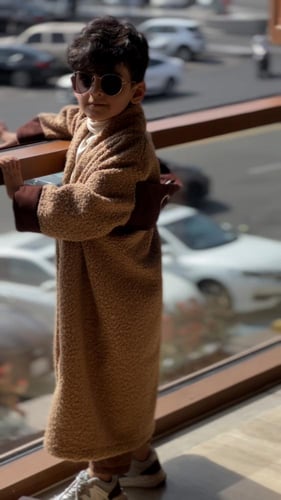 فروة شتوي بتطريز عباره حسب الطلب