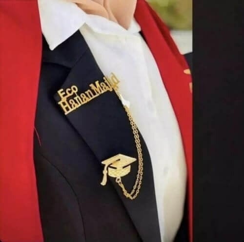 بروش التخرج بالاسم حسب الطلب