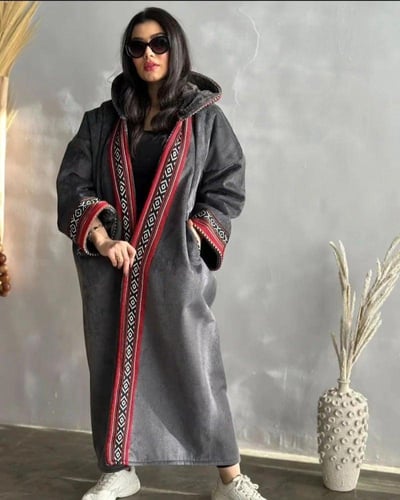 فروة نسائي جوخ2025