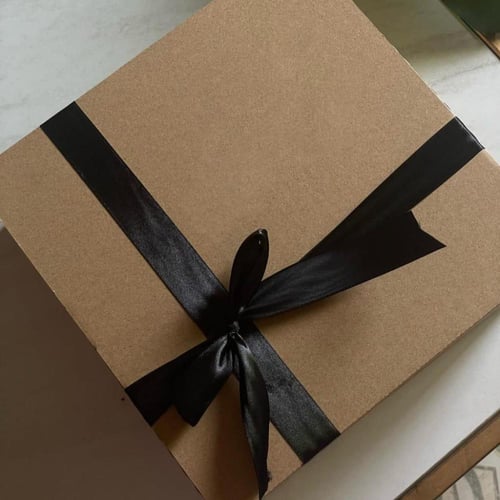 بوكس تغليف بلوفرات