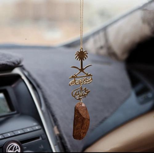 تعليقه سيارة سيفين ونخله