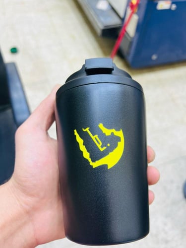 مج (كوب) بصورة حسب الطلب