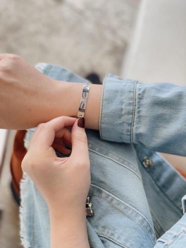 اسواره بحفر وطباعه صوره عيون