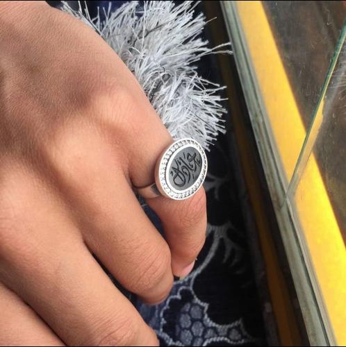 خاتم رجالي مرصع بالزركون