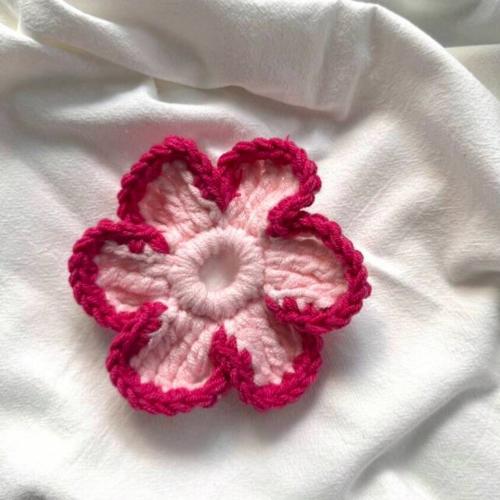 Crochet Flower Hairtie