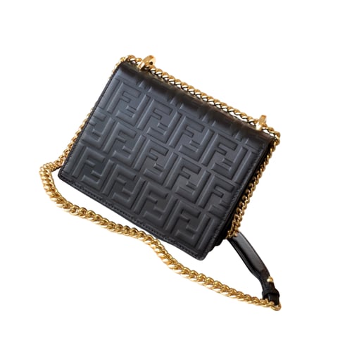حقيبة Fendi Kan U – أسود ملكي