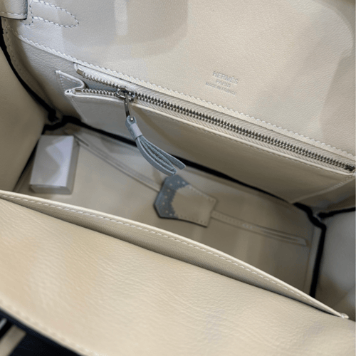 حقيبة Hermès Birkin – رمادي فاتح مع لون سكري