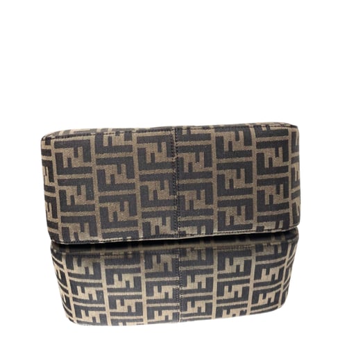 حقيبة Fendi صغيرة – شعار مزدوج كلاسيكي