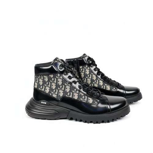 Dior بوت نسائي فاخر برباط أمامي ونقشة مميزة