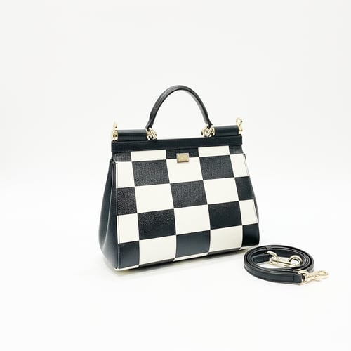 شنطه دولتشي اند غابانا Sicily Floral بنقشة الزهور