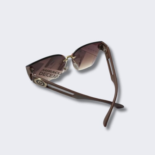 نظارة شمسية نسائية Gucci