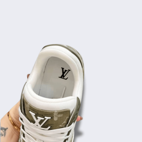 حذاء فاخر من Louis Vuitton