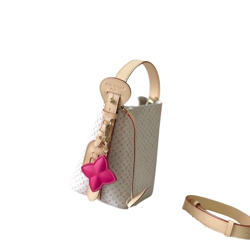 حقيبة لويس فيتون ALL IN BB نقشة المونوغرام البيضاء