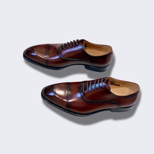 حذاء كلاسيكي فاخر