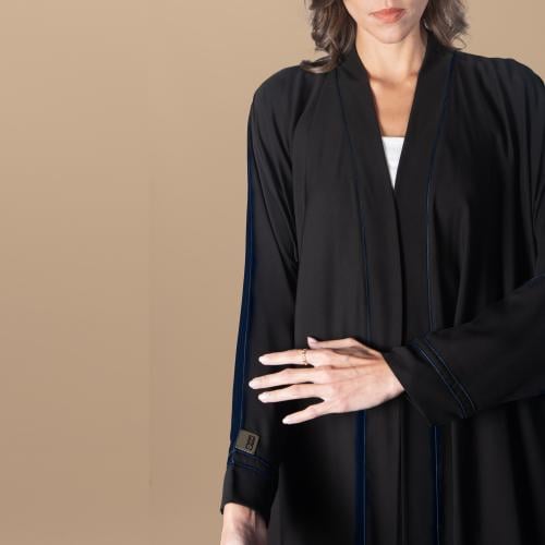 عباية لاميه كلاسيك بتصميم كروس – قماش كوري فاخر –...