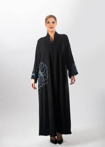 عباية سوداء فاخرة من لاميه – قماش ياباني بقصة عصري...