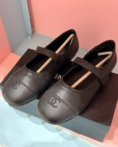 Girls' Chanel shoes