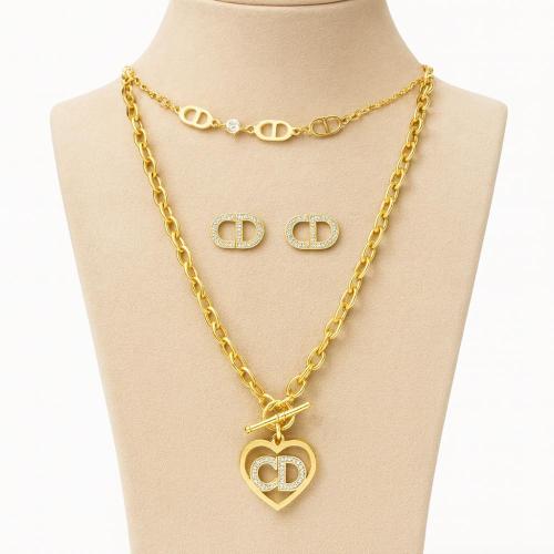 طقم بديل ذهب أنيق يجمع بين سلسلتين بتصميم متدرّج