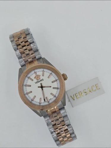 ساعة نسائية فاخرة بتصميم أنيق يأسركِ بجمال التفاصي...