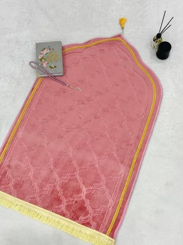 سجادة محراب لون زهر