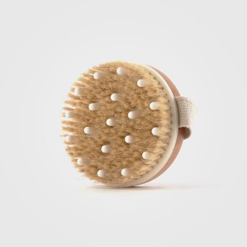 فرشاة الجسم الجافة