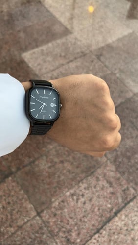 ساعة LTP ستيل أسود اللون الداخلي أسود