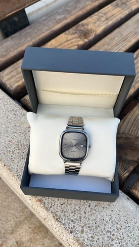 ساعة LTP ستيل رصاصي اللون الداخلي بيج