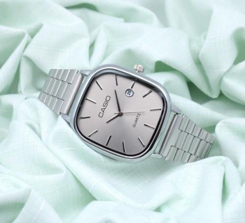 كاسيو تيتانيوم