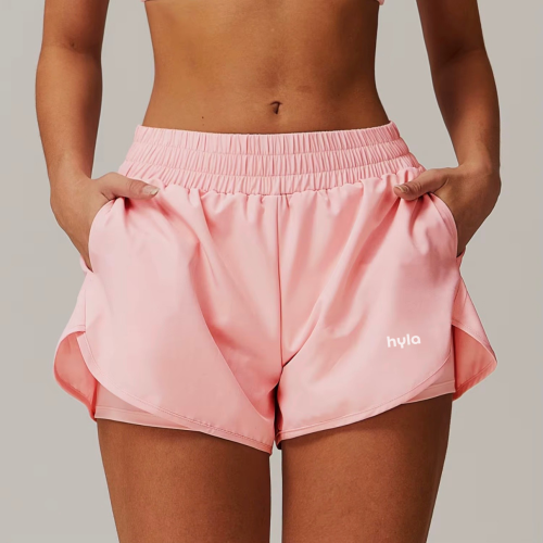 Oversized short with white logo