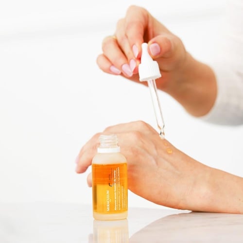 ميراكيولم سيروم معزز- منشط للعناية بالوجه 30 مل -...