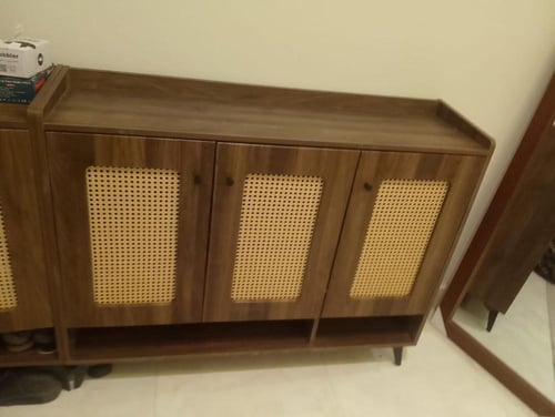 خزانة أحذية عصرية من الخشب والراتان الصناعي