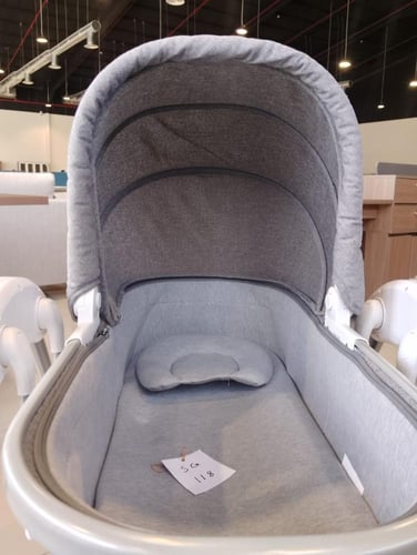 سرير أطفال بتصميم كهربائي عالي الجودة