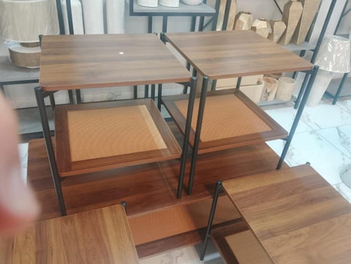 طقم طاولات أنيق وعصري لتنظيم منزلك 4+1