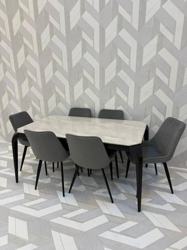 طاولة طعام 6 كرسي بتصميم جذاب بألوان مختلفة