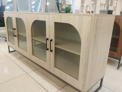 دولاب بوفيه أنيق بأبواب زجاجية مضلعة مقاس 180 سم